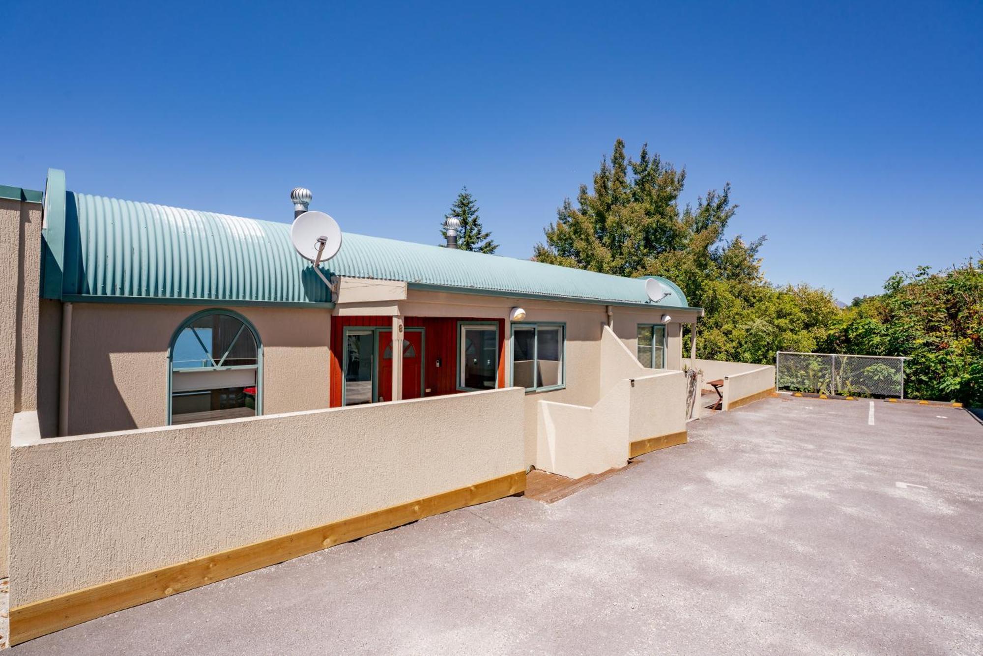 Lakefront Living At Remarkables Retreat - Eight 퀸즈타운 외부 사진